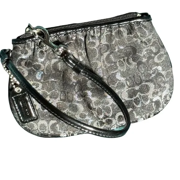 Coach Metallic Silver Black Optic Lurex Signature Small Zipper Wristlet F43363 - Picture 3 of 7